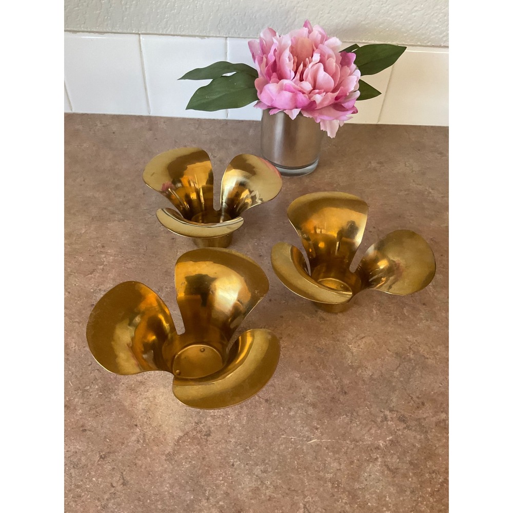 Brass Flower Candle Holders Set of 3 Gold Tulip Lily Petal Decor
